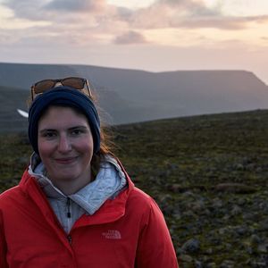 Meet your Posher, Lauren